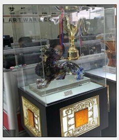 工藝品展架求購指南 如何根據(jù)您的工藝品選擇與定制理想展架